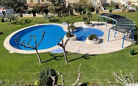 Myhost 1 Roda de Bara